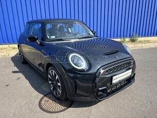 MINI COOPER 2.0S DKG ÁFÁS! 5.000 KM! MAGYAR! MÁRKAKERESKEDÉSBŐL!