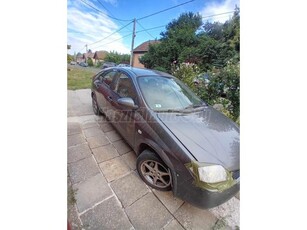 NISSAN PRIMERA 1.8 Acenta