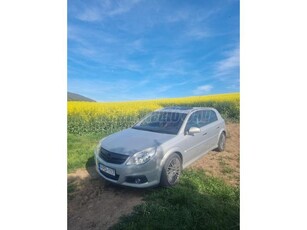 OPEL SIGNUM 3.0 V6 CDTI Sport