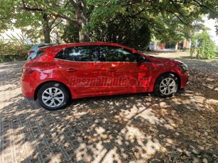 RENAULT MEGANE 1.3 TCe Limited Plus Vonóhorog. tulajdonostól