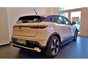 RENAULT MEGANE E-Tech electric EV60 Equilibre KÉSZLETRŐL! Akár 4.9 % THM finanszírozással! 450KM WLTP! ÁFÁS! 50KM-t futott!