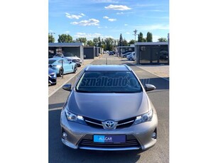 TOYOTA AURIS Touring Sports 1.8 HSD Executive TSS (Automata) Hibrid/Ülés fűtés/Kamera/Szervizkönyv/Alufelni/KeyLessGo