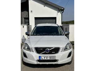 VOLVO XC60 2.4 D [D3] R-Design Geartronic Vezetett Szervizkönyv. magyarországi. 4X4. Vonóhorog!