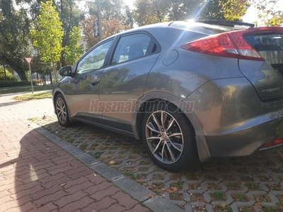 HONDA CIVIC 1.8 Sport