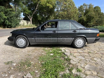 MERCEDES-BENZ 190 E 2.3 SPORTLINE