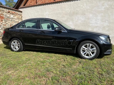 MERCEDES-BENZ C 180 CDI DPF (BlueEFFICIENCY) Avantgarde