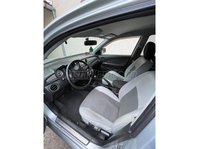 MITSUBISHI OUTLANDER 2.0 Invite 2WD