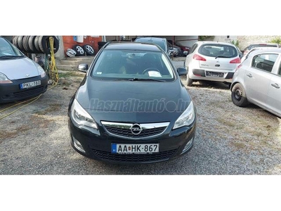 OPEL ASTRA J Sports Tourer 1.7 CDTI Cosmo Olaszországi Rozsdamentes!