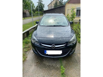 OPEL ASTRA J Sports Tourer 1.7 CDTI Sport