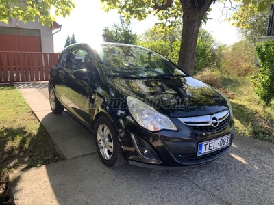 OPEL CORSA D 1.2 Active Easytronic