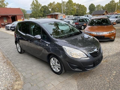 OPEL MERIVA B 1.7 CDTI Cosmo