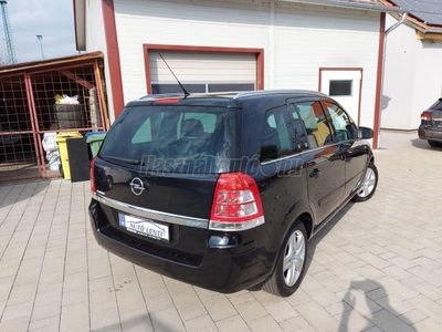 OPEL ZAFIRA B 1.6 Enjoy 2.TULAJ. VEZETETT SZERVIZKÖNYV. 210.000 KM. TEMPOMAT