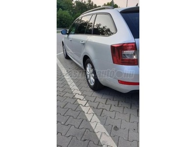 SKODA OCTAVIA Combi 1.6 CR TDI Style DSG Számlás