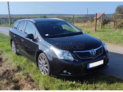 TOYOTA AVENSIS Wagon 2.0 D-4D Navigáció. Ülésfűtés + téli kerekek