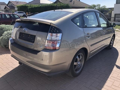 TOYOTA PRIUS 1.5 HSD (Automata) Frissen szervizelt!!!!