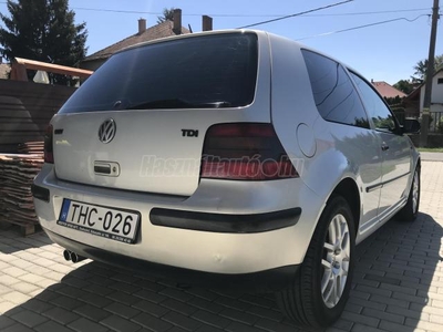 VOLKSWAGEN GOLF IV 1.9 PD TDI Comfortline Digitklíma. El.ablak. Központizár