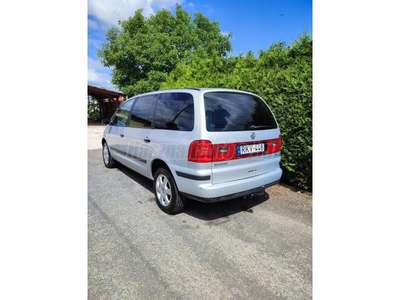 VOLKSWAGEN SHARAN 1.9 PD TDi