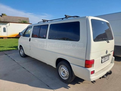 VOLKSWAGEN TRANSPORTER T4 Caravelle 2.5 Comfortline