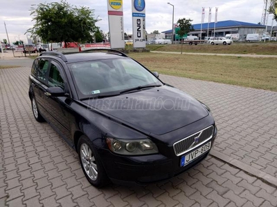 VOLVO V50 2.0 D Kinetic