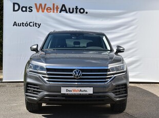 VW Touareg 3.0 V6 TDI Camel