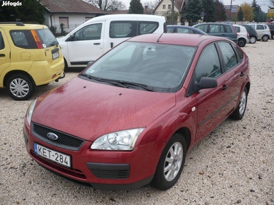 Ford Focus 1.4 Ambiente Magyarországi! 134.000 km!