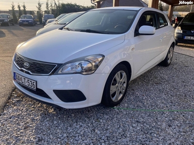 KIA Pro CEE'D 1.4 Cvvt EX Gyönyörű állapotban!!!