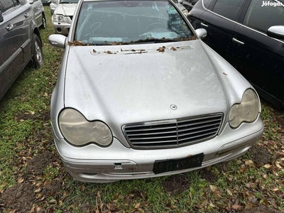 Mercedes-Benz C 200 Kompressor Classic Külső és...