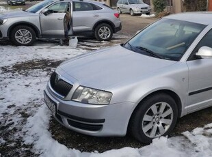 115 LE , garázsban tartott Skoda Superb 1.9 TDI