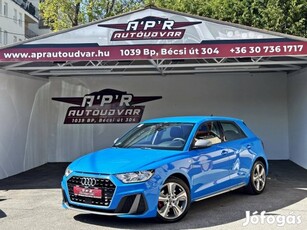 AUDI A1 Sportback 40 TFSI S line S-tronic S-Tro...