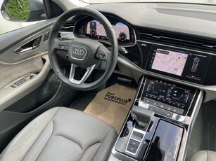 Eladó Audi Q8