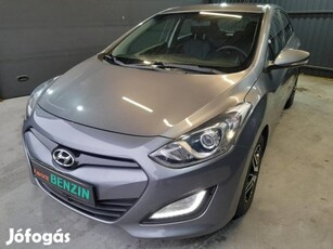 Hyundai I30 1.4i Business Nagyon Szép.Igényes Á...