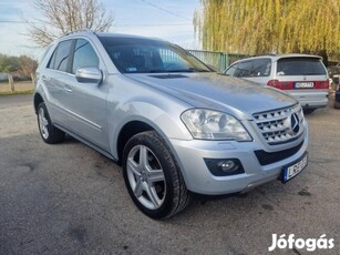 Mercedes-Benz ML-Osztály ML 320 CDI (Automata)