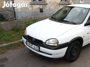 Opel Corsa B 1.2 16V CDX