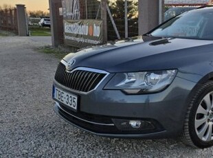 Skoda Superb Combi 1.6 CR TDI Elegance Sérulés-...