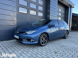 Toyota Auris Touring Sports 1.8 HSD Freestyle (...