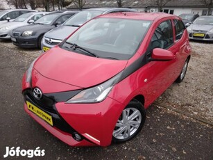 Toyota Aygo 1.0 x-play 69ekm!Tempomat!Gyári alu...