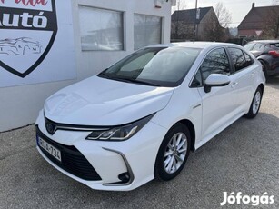 Toyota Corolla 1.8 Hybrid Comfort e-CVT Szerviz...