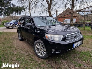 Toyota Highlander Hybrid - A legmagasabb felszereltségű Hegylakó!