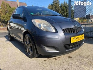 Toyota Yaris 1.33 Terra Szervizkönyv.Gyári Kulc...