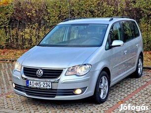 Volkswagen Touran 1.4 TSi Trendline RADAR-Navi-...