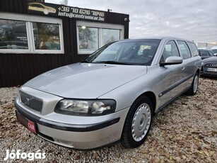 Volvo V70 2.4 D [D5] Momentum (Automata) Sz.kön...