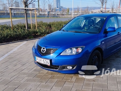 MAZDA Mazda 3