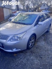 Toyota Avensis Wagon 2.0 D-4D Sol Plus