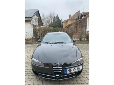 ALFA ROMEO 147 1.9 JTD 8V Distinctive