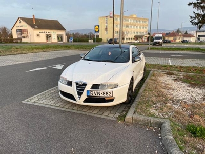 ALFA ROMEO GT 1.9 JTD 16V Progression