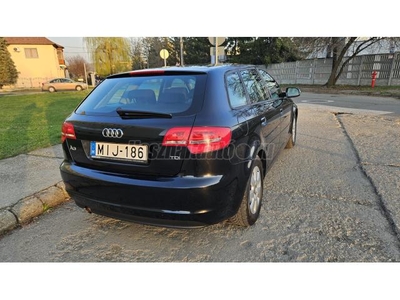 AUDI A3 1.6 TDI Attraction DPF