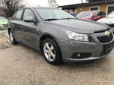 CHEVROLET CRUZE 1.6 LS Plus Húsvéti akció!!!!!!!!Klíma. tempomat. könnyűfém kerék. ködlámpa. el ablak