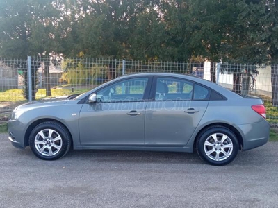 CHEVROLET CRUZE 2.0 D LS Plus