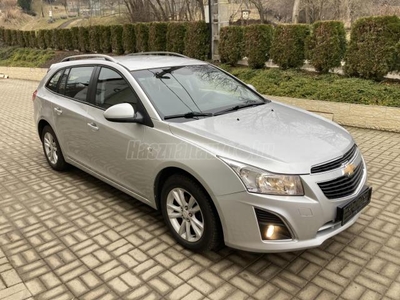 CHEVROLET CRUZE SW 1.8 LT 122000KM SZERVIZKÖNYV 140LE