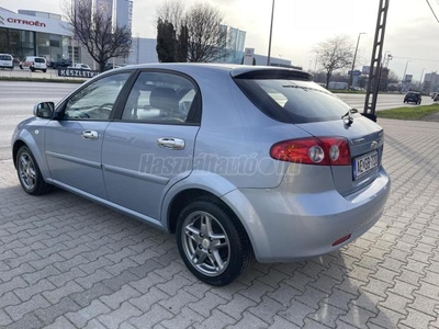 CHEVROLET LACETTI 1.6 16V Elite / 4 Elektromos ablak / Elektromos tükör / 4 Légzsák / Klíma / Alufelni /